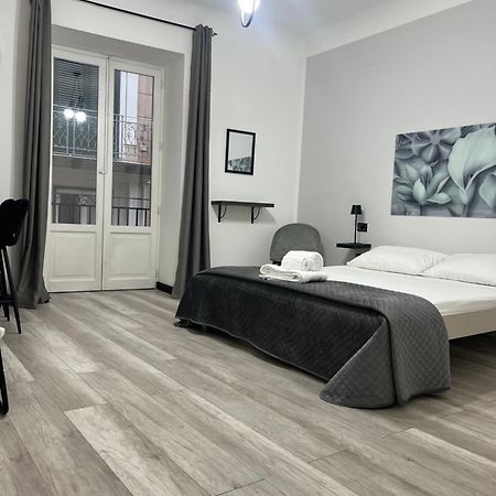 Bibi Rooms And Suite Palermo Exterior foto