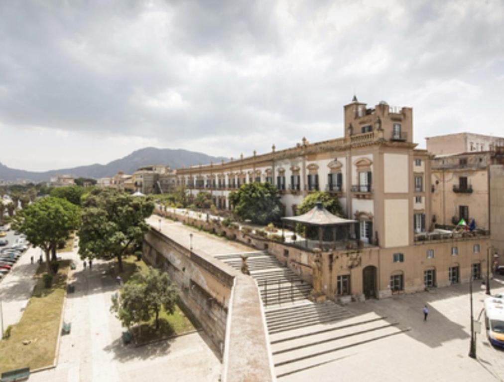 Bibi Rooms And Suite Palermo Exterior foto