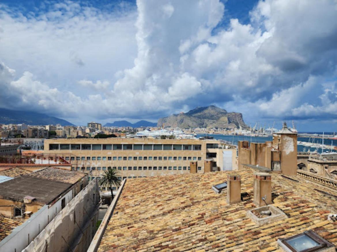 Bibi Rooms And Suite Palermo Exterior foto
